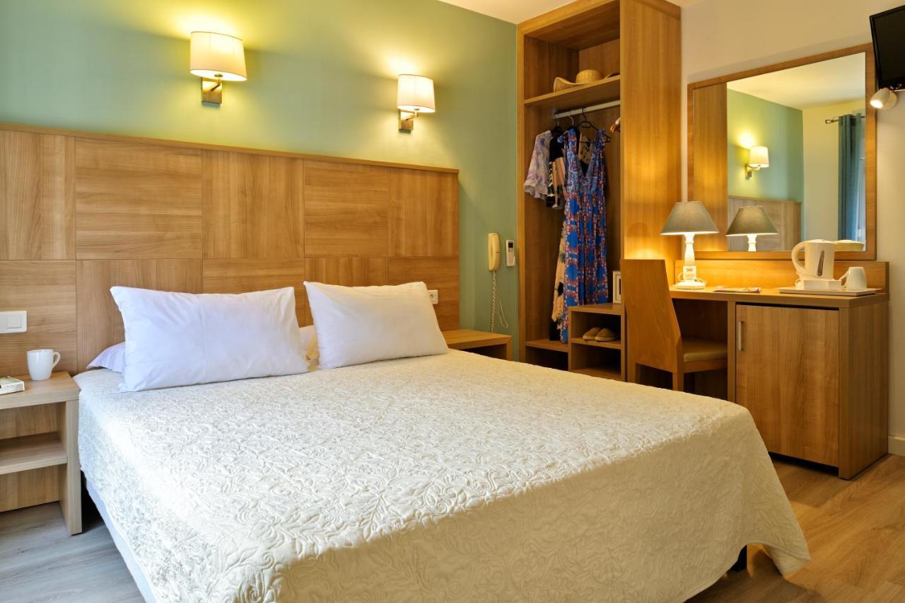 Beau Rivage 2* Algajola (Corsica)